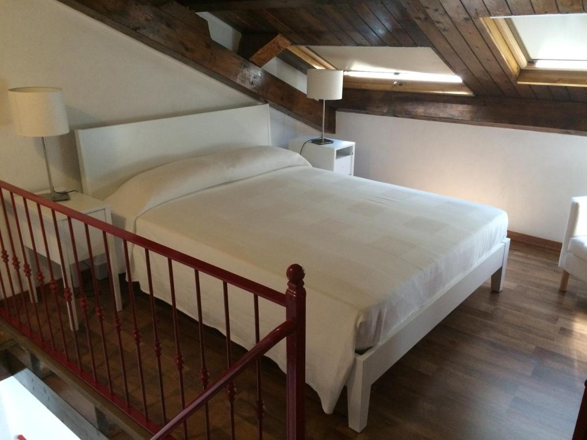 La "Casetta Rossa Del Borgo" Tropea Luaran gambar