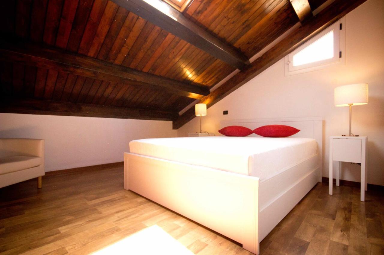 La "Casetta Rossa Del Borgo" Tropea Luaran gambar